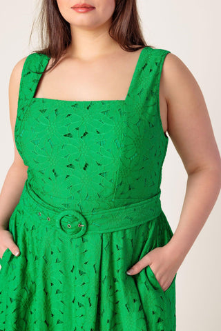 DAFFODILS & DAYDREAMS WOVEN LACE MIDI DRESS - Glamourous Grace