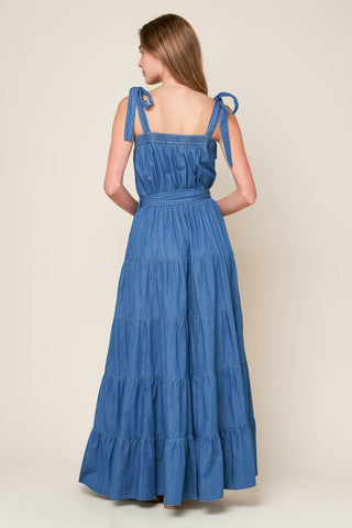 PRETTIEST BEHAVIOR CHAMBRAY MAXI DRESS - Glamourous Grace