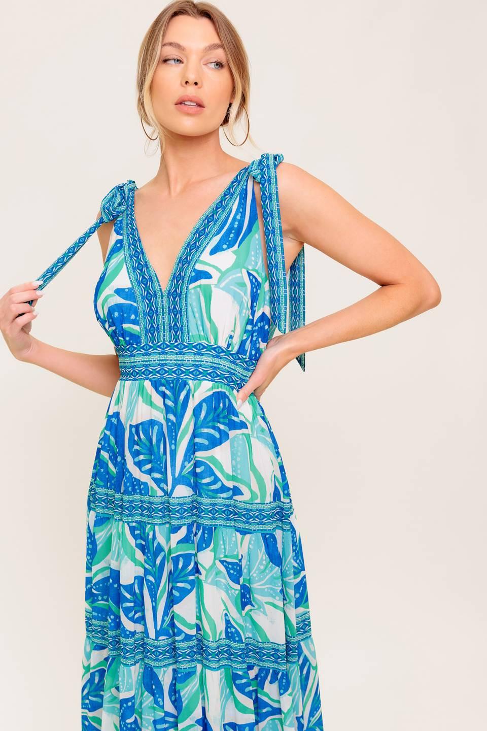 SHOW YOUR LOVE WOVEN MAXI DRESS - Glamourous Grace
