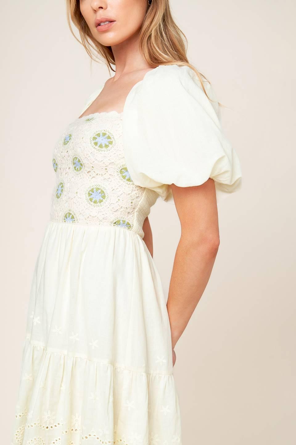 LOLA GRASS CREAM WOVEN MINI DRESS - Glamourous Grace