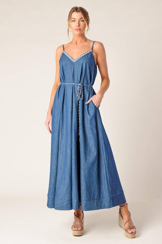 HEARTFELT MOMENT DENIM MIDI DRESS - Glamourous Grace
