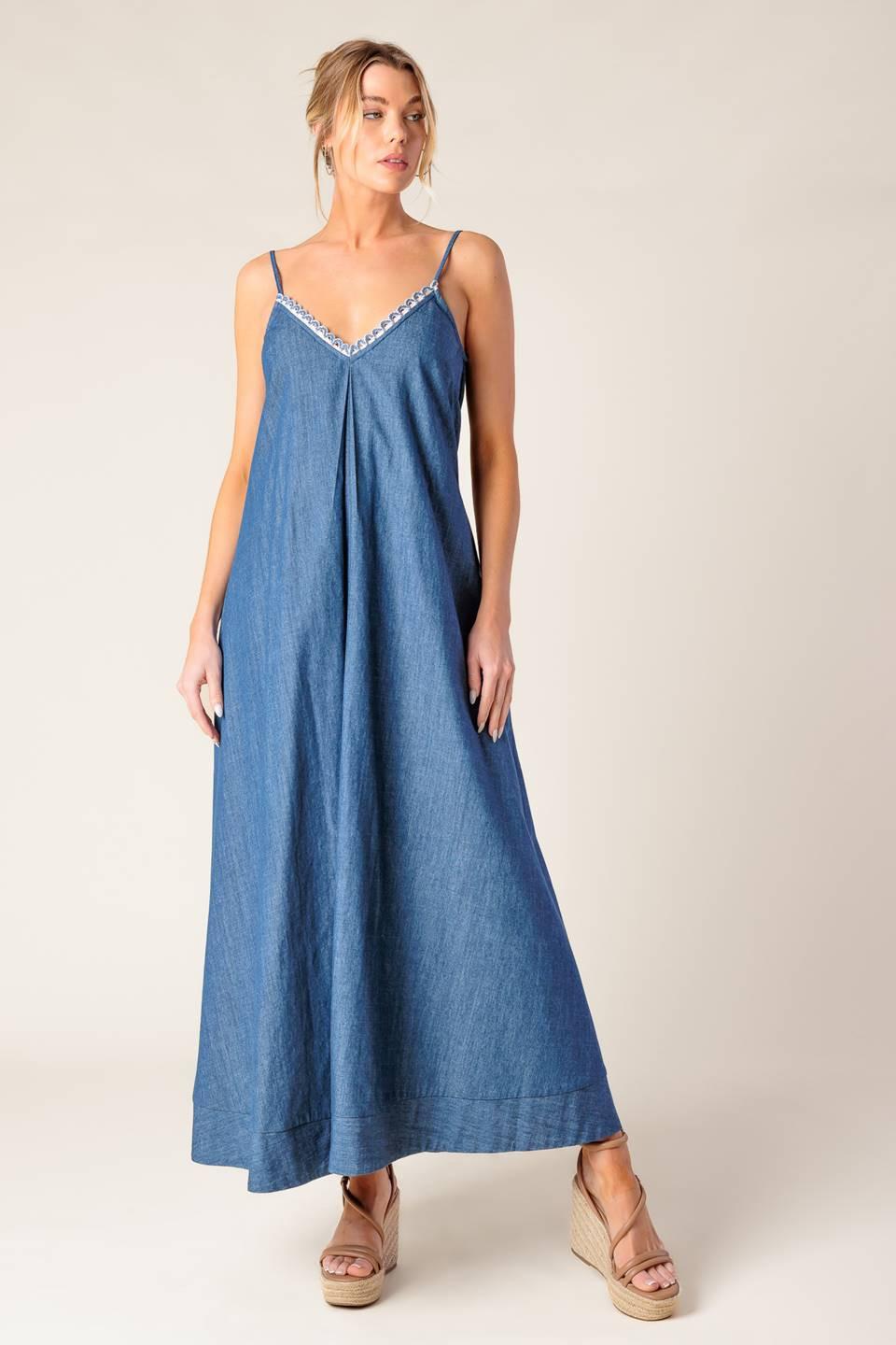 HEARTFELT MOMENT DENIM MIDI DRESS - Glamourous Grace