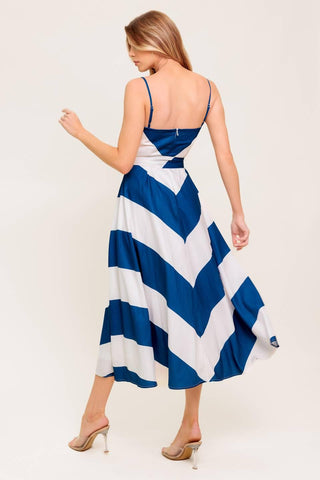RADIANT HEART NAVY WOVEN MIDI DRESS - Glamourous Grace
