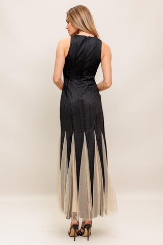 NOIR TULLE BLACK KNIT MAXI DRESS - Glamourous Grace