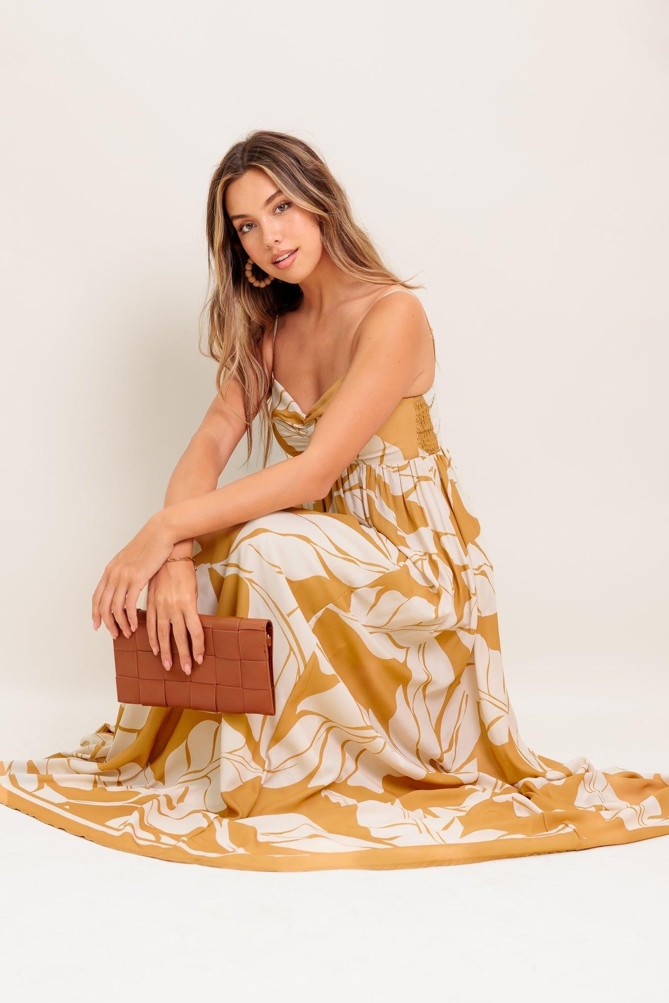 HEART OF HYDRANGEA WOVEN MAXI DRESS - Glamourous Grace