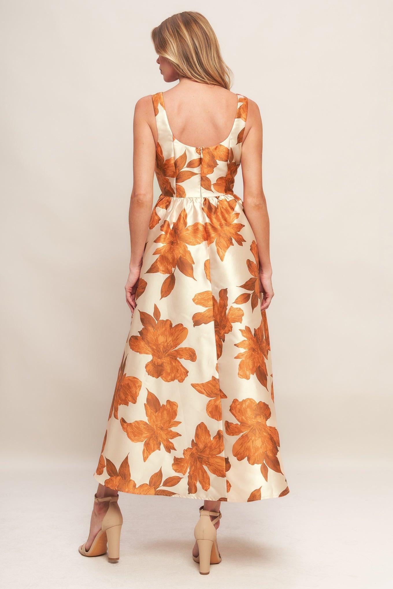 AUTUMNAL FLORAL WOVEN MIDI DRESS - Glamourous Grace