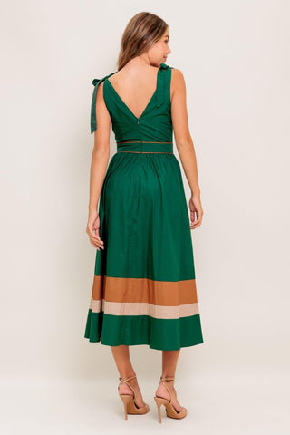 FOREST CHARM WOVEN COLOR BLOCKED MIDI DRESS - Glamourous Grace
