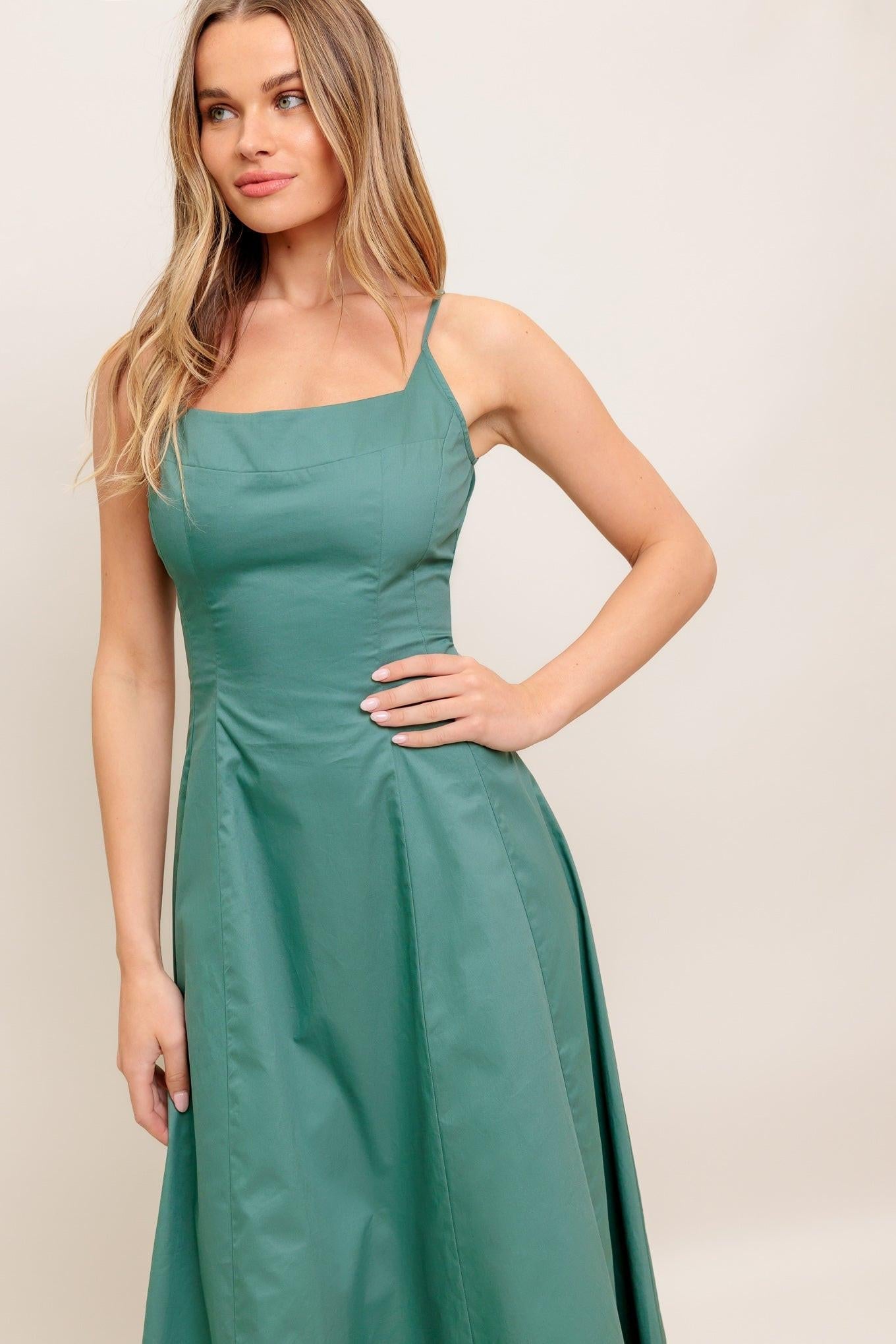 VERDE ELEGANTE WOVEN MIDI DRESS - Glamourous Grace