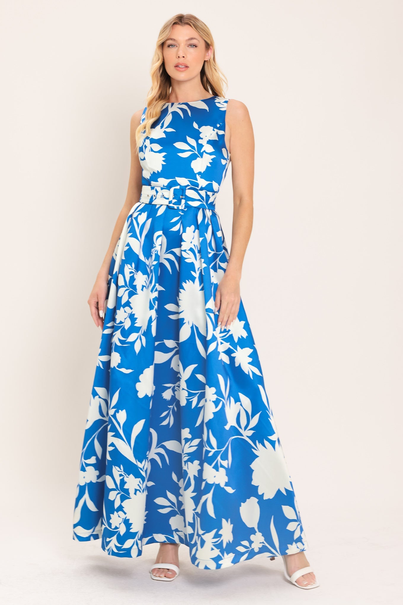 SAPPHIRE FANTASY BLUE WOVEN MAXI DRESS - Glamourous Grace
