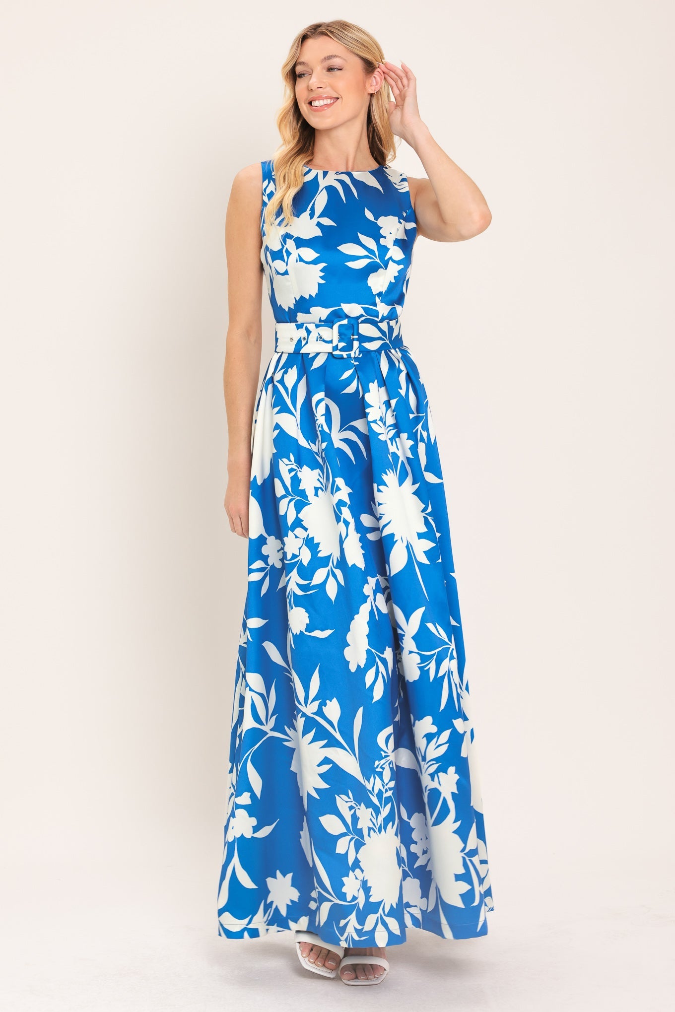 SAPPHIRE FANTASY BLUE WOVEN MAXI DRESS - Glamourous Grace