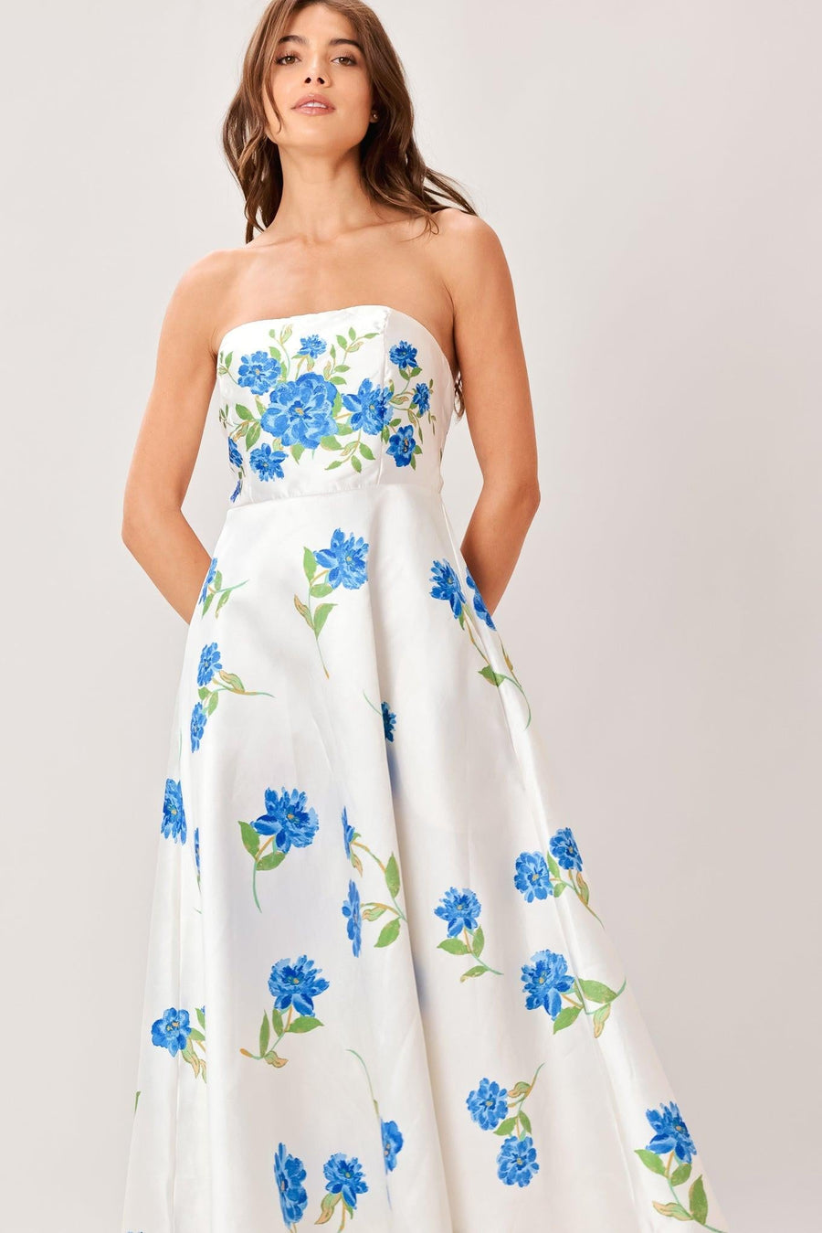 GARDEN MUSE WOVEN MIDI DRESS - Glamourous Grace