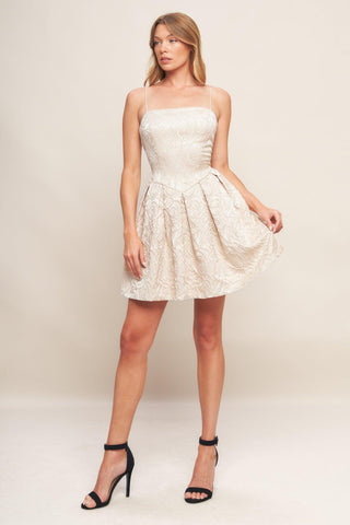 ROMANTIC GARDEN WOVEN MINI DRESS - Glamourous Grace