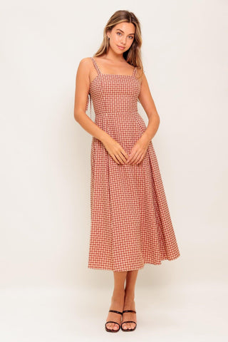 GINGHAM SUMMER WOVEN MIDI DRESS - Glamourous Grace