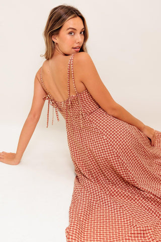 GINGHAM SUMMER WOVEN MIDI DRESS - Glamourous Grace