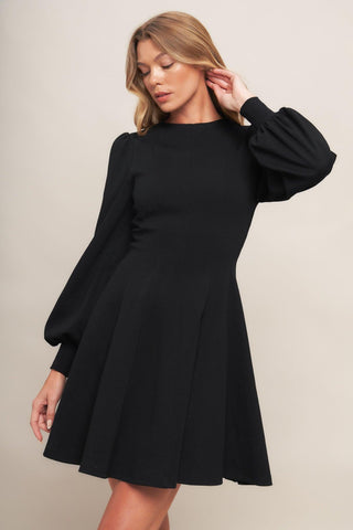BLACK SWAN HEAVY KNIT MINI DRESS - Glamourous Grace