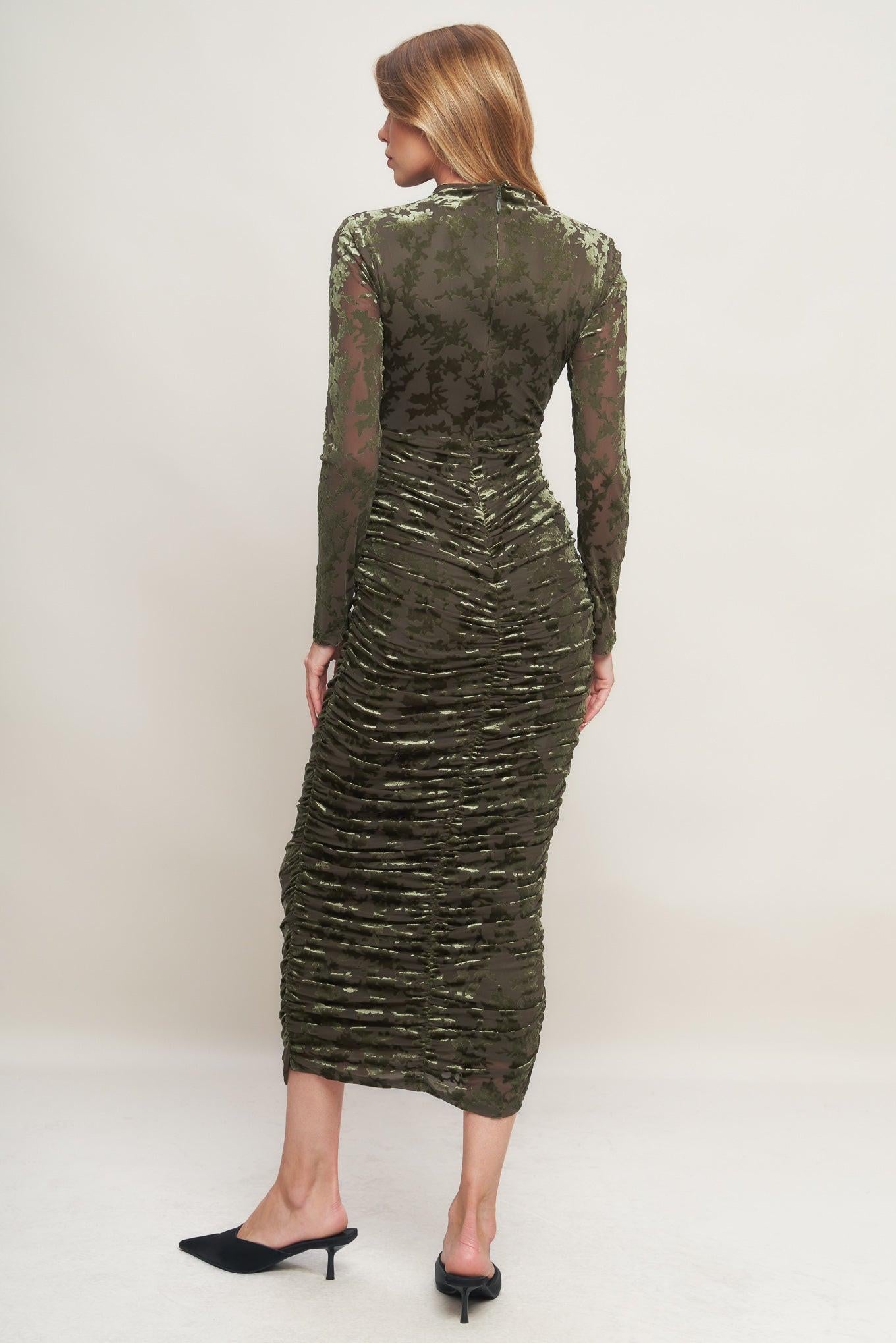 NIGHTSHADE GLAMOUR VELVET MIDI DRESS - Glamourous Grace