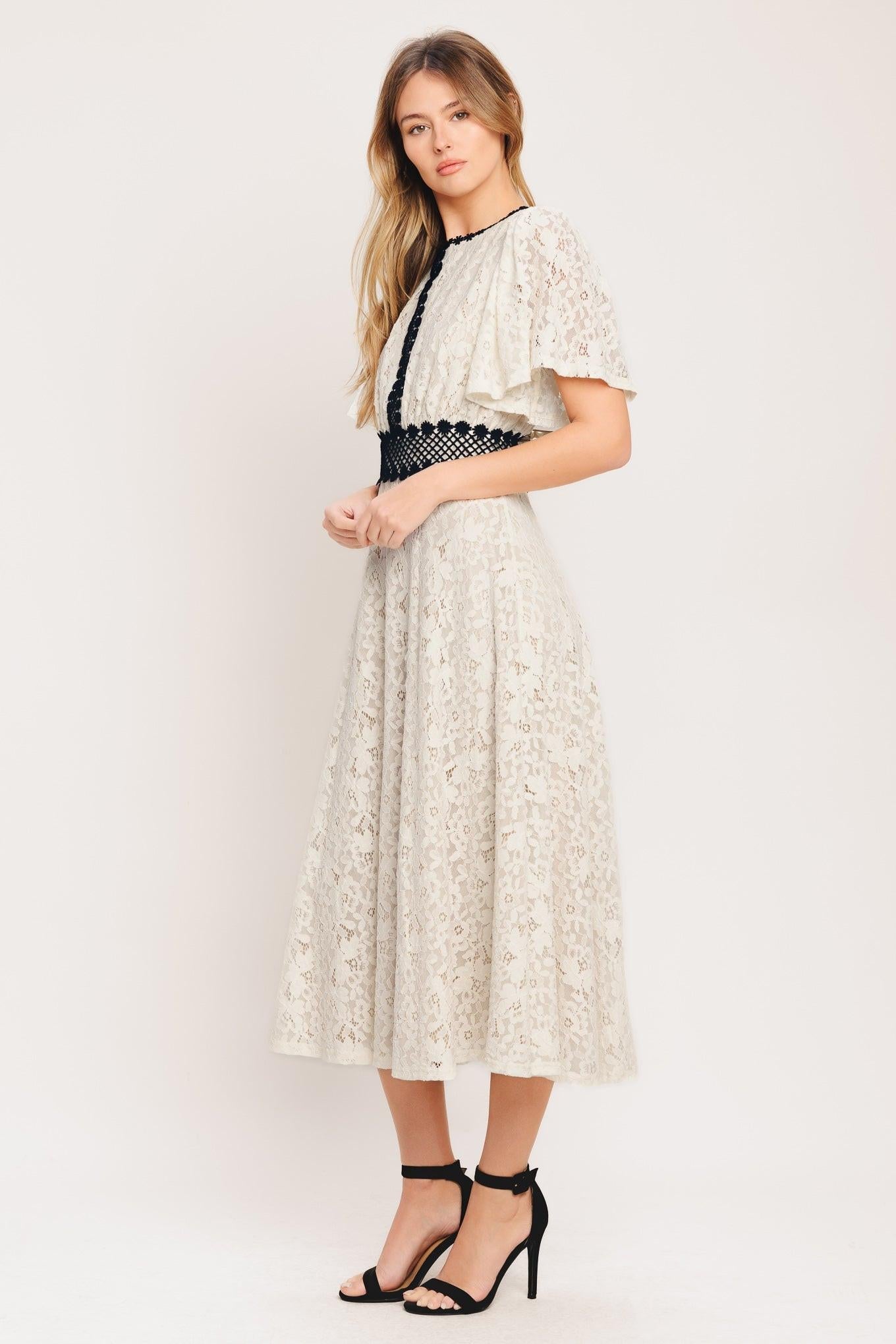 PETITE LUNE WOVEN LACE MIDI DRESS - Glamourous Grace