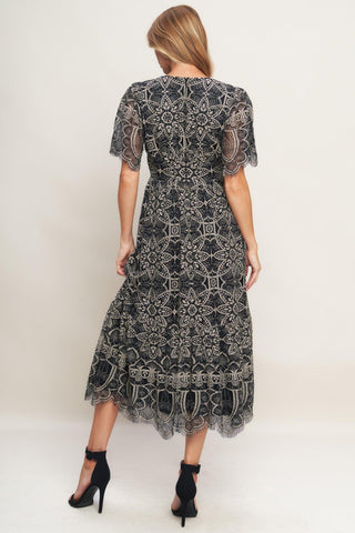 GOTHIC BLOOM WOVEN LACE MIDI DRESS - Glamourous Grace