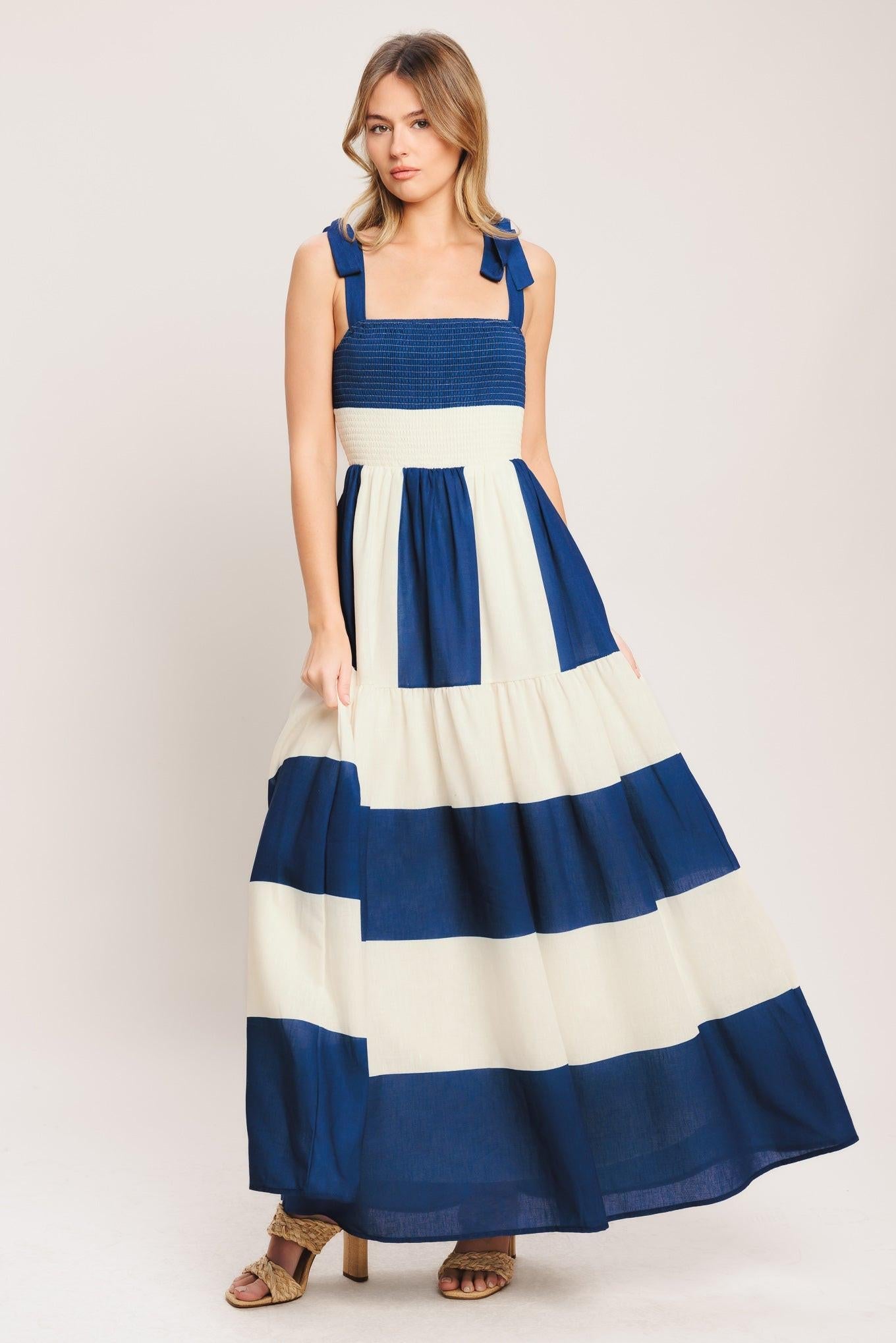 WEEKEND COAST WOVEN MAXI DRESS - Glamourous Grace