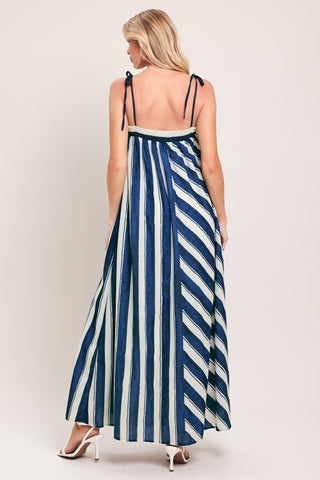 SEA RHYTHM WOVEN MAXI DRESS - Glamourous Grace