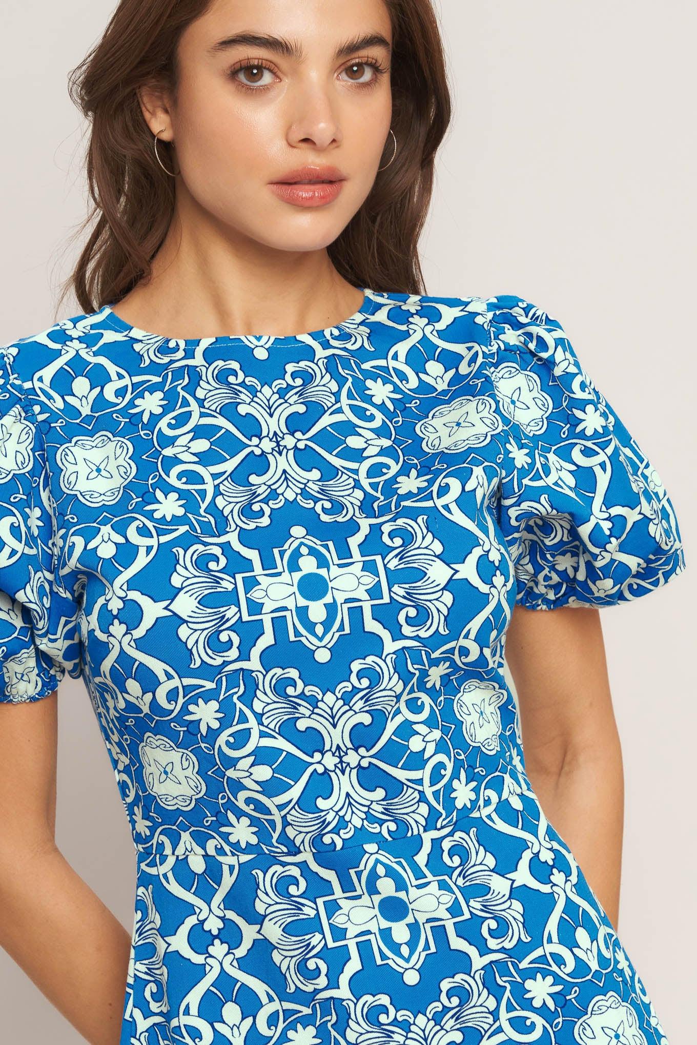 CITY VIBE WOVEN MINI DRESS - Glamourous Grace