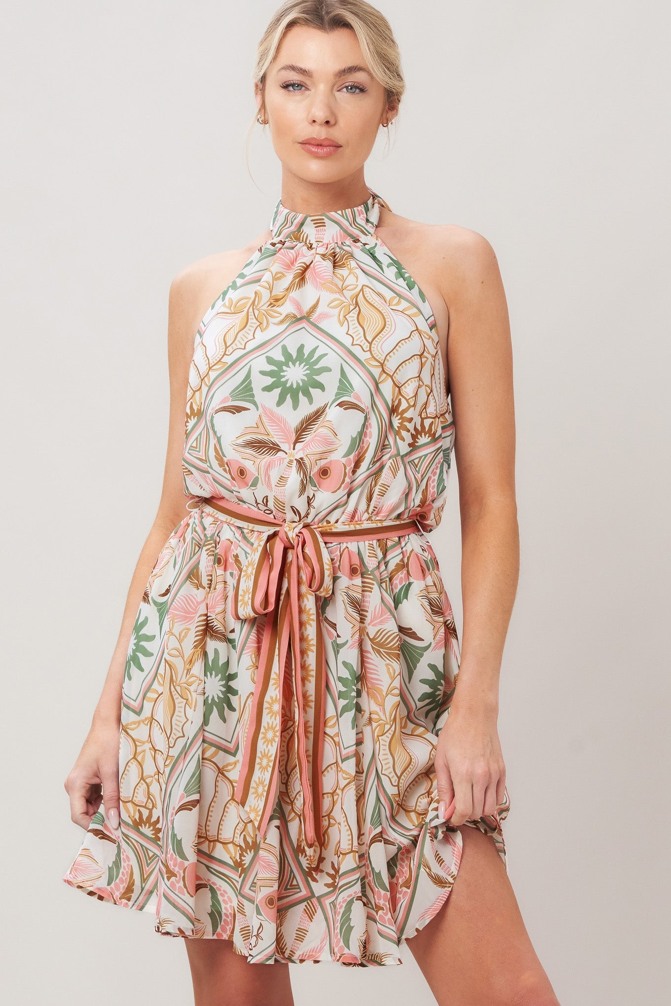 SOFT VOYAGE WOVEN MINI DRESS - Glamourous Grace