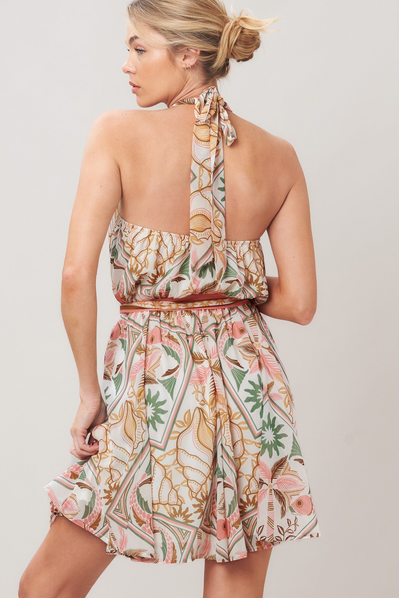 SOFT VOYAGE WOVEN MINI DRESS - Glamourous Grace