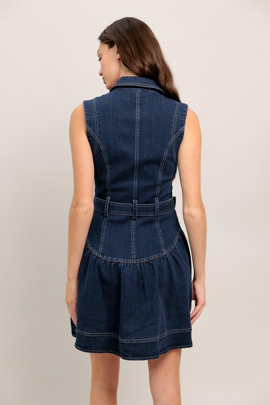 MADE TO FLATTER DENIM MINI DRESS - Glamourous Grace