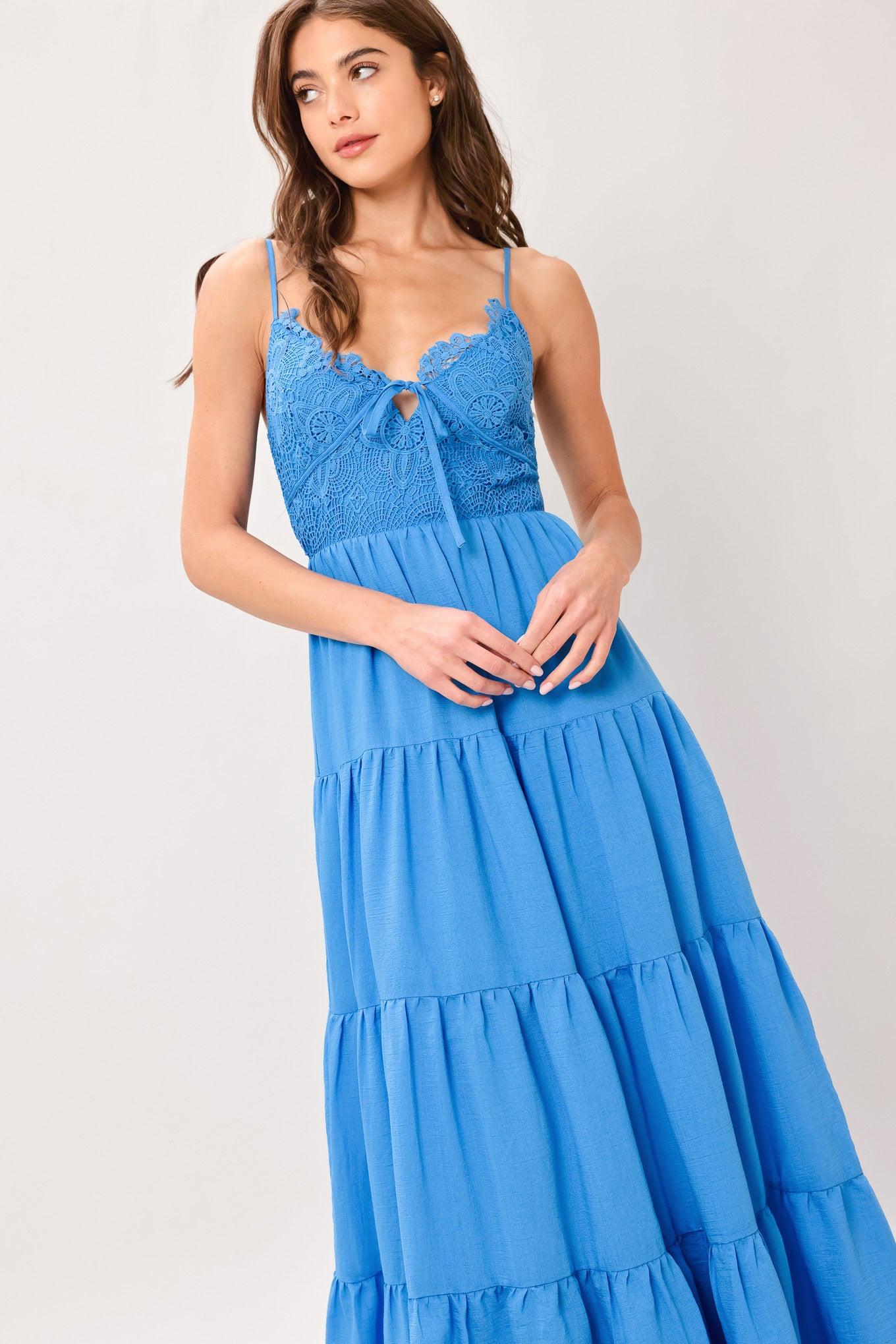 NOMAD BLOOM WOVEN MAXI DRESS - Glamourous Grace