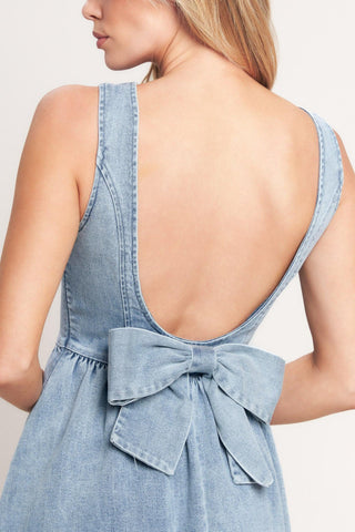 CASUAL POLISHED DENIM MINI DRESS - Glamourous Grace