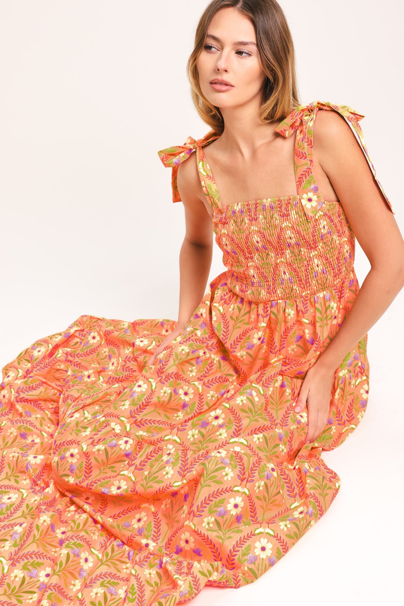 SUNKISS FLORAL WOVEN MAXI DRESS - Glamourous Grace