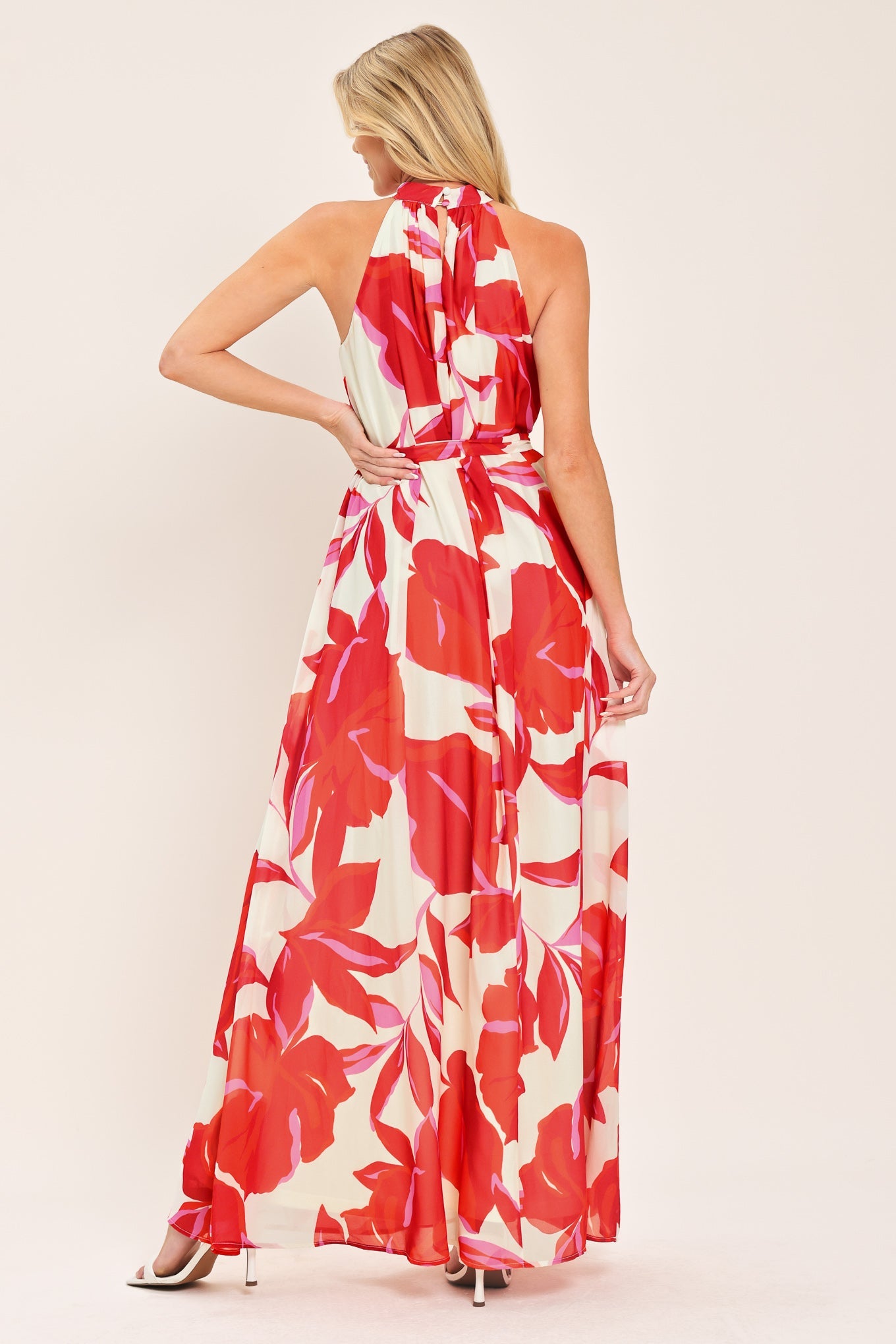 FIJI FLOWER HALTER WOVEN MAXI DRESS - Glamourous Grace