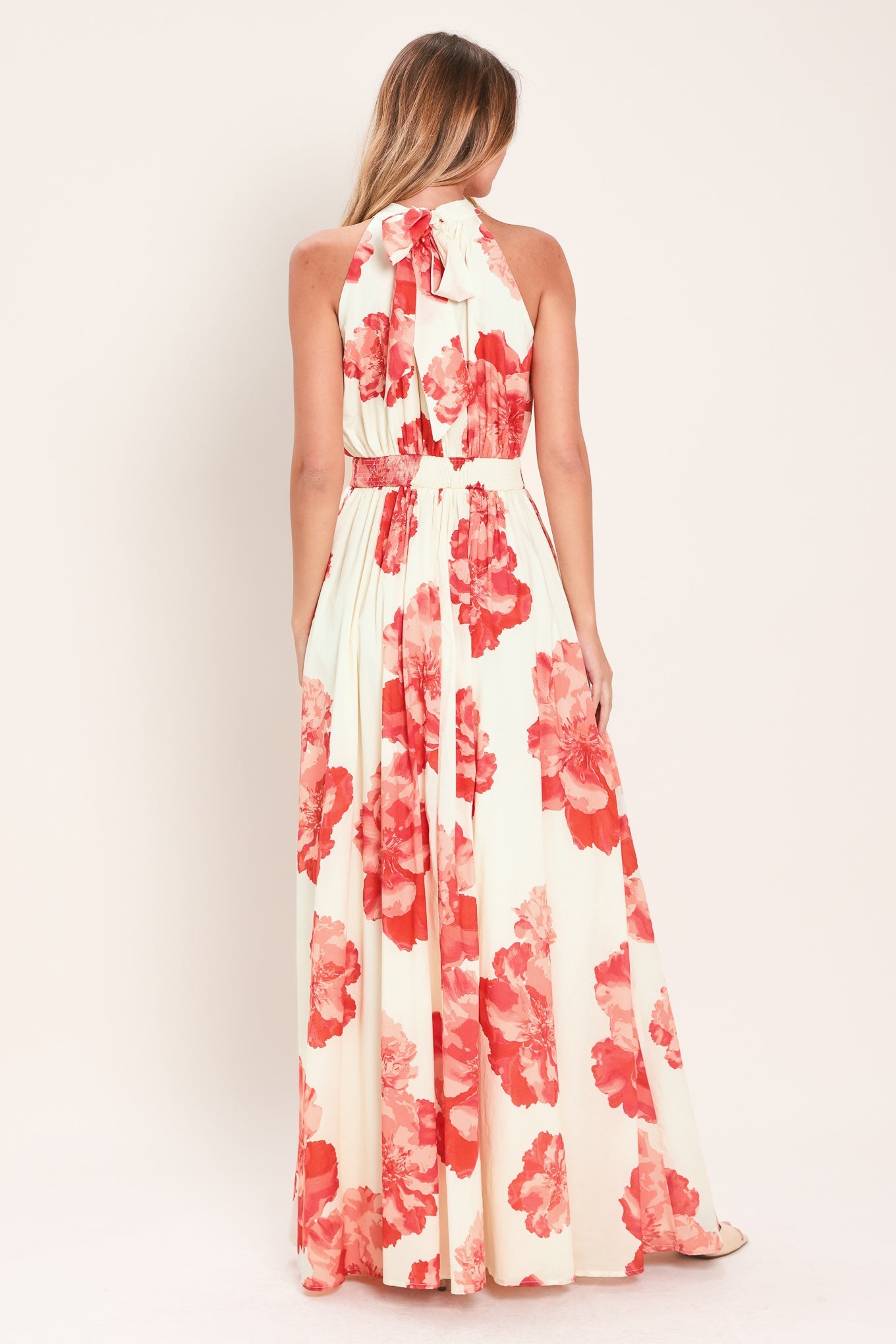 BLOOMING LOVE WOVEN MAXI DRESS - Glamourous Grace