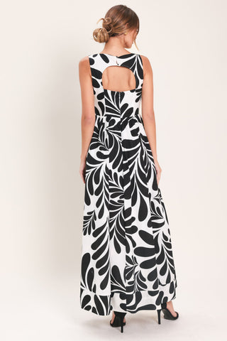 MONO BLOOM WOVEN MAXI DRESS - Glamourous Grace