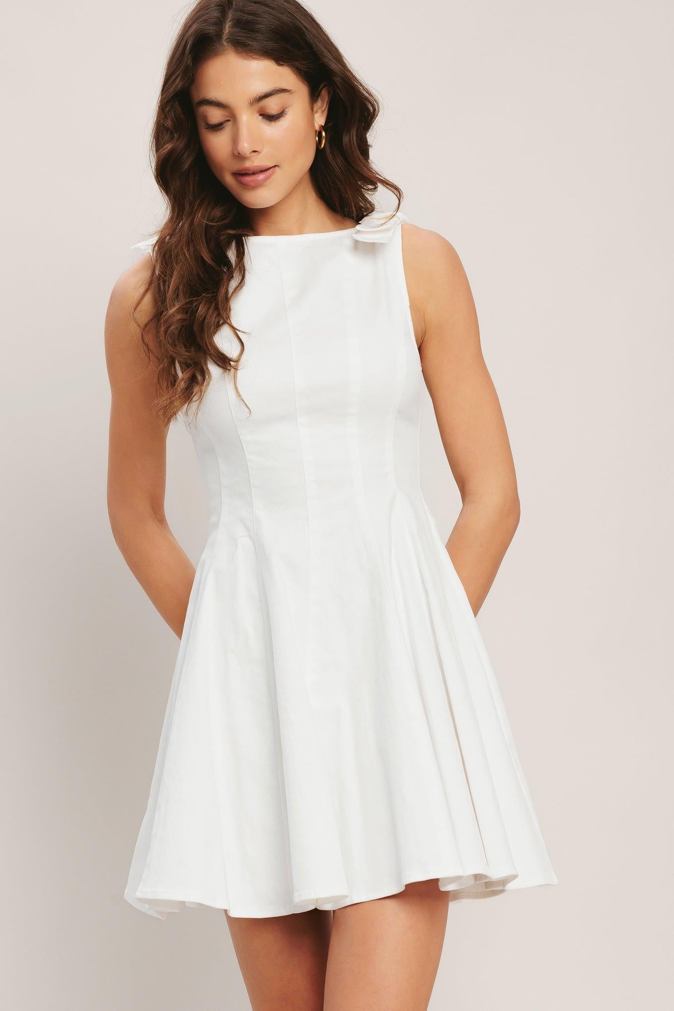 ELEGANT MOMENT WOVEN MINI DRESS - Glamourous Grace