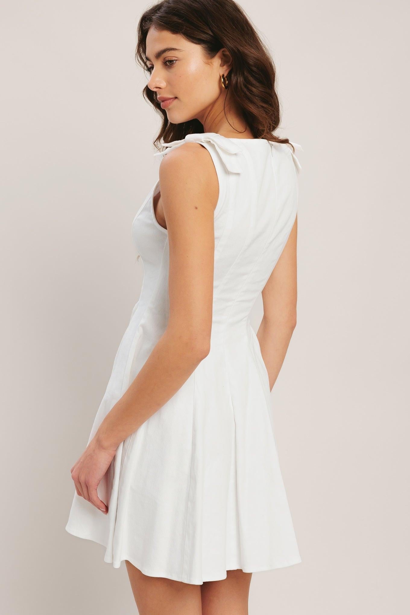 ELEGANT MOMENT WOVEN MINI DRESS - Glamourous Grace