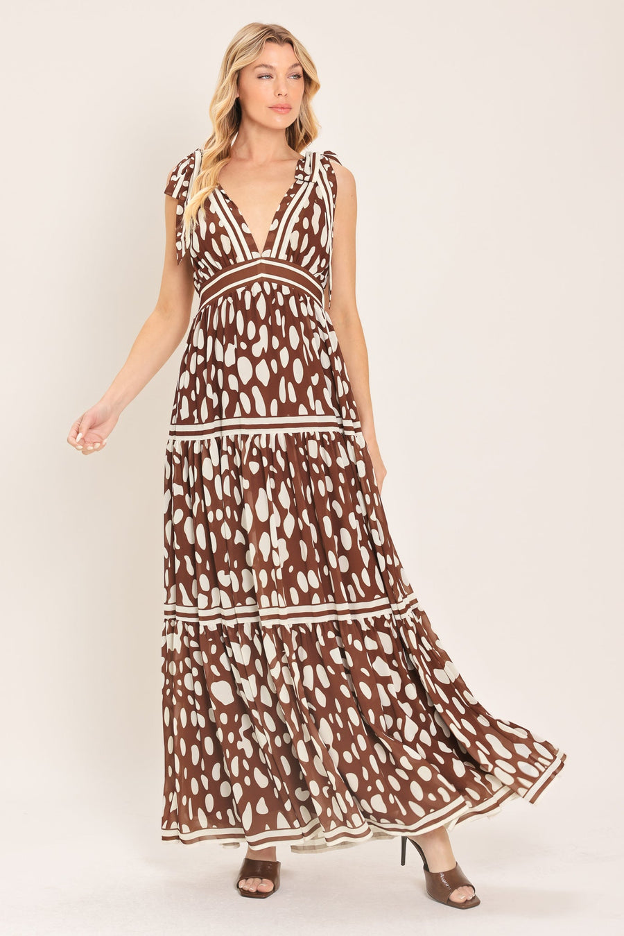 SPICED TERRAIN WOVEN MAXI DRESS - Glamourous Grace