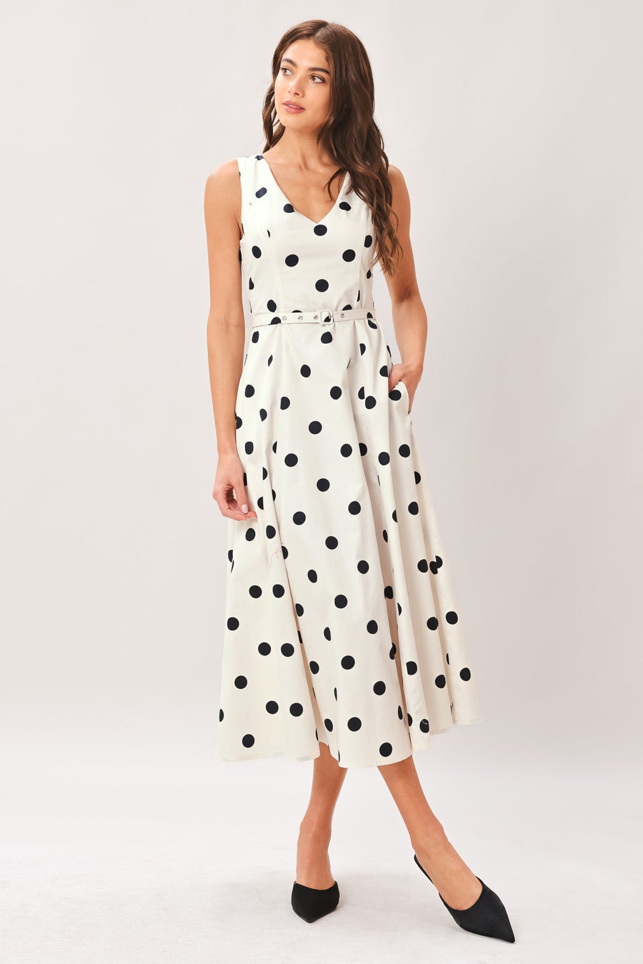PURE POLKA WOVEN MIDI DRESS - Glamourous Grace