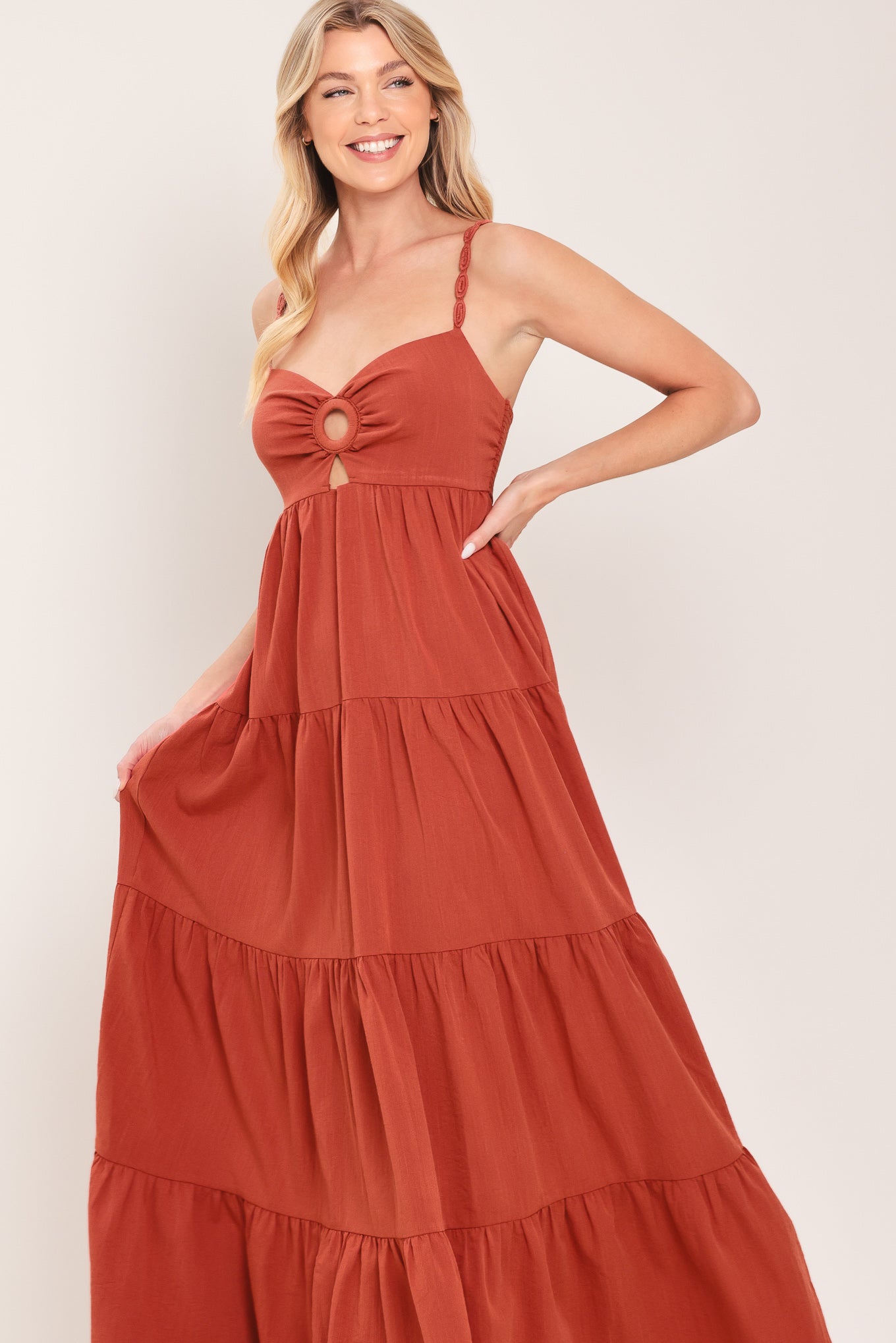AMBER WAVE WOVEN MAXI DRESS - Glamourous Grace