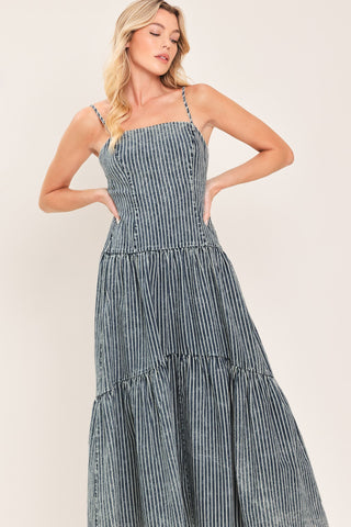 EASYGOING ROMANCE DENIM MIDI DRESS - Glamourous Grace