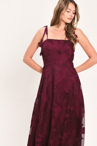 SANDY BLOOM FLORAL WOVEN LACE MIDI DRESS - Glamourous Grace