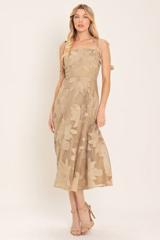 SANDY BLOOM FLORAL WOVEN LACE MIDI DRESS - Glamourous Grace