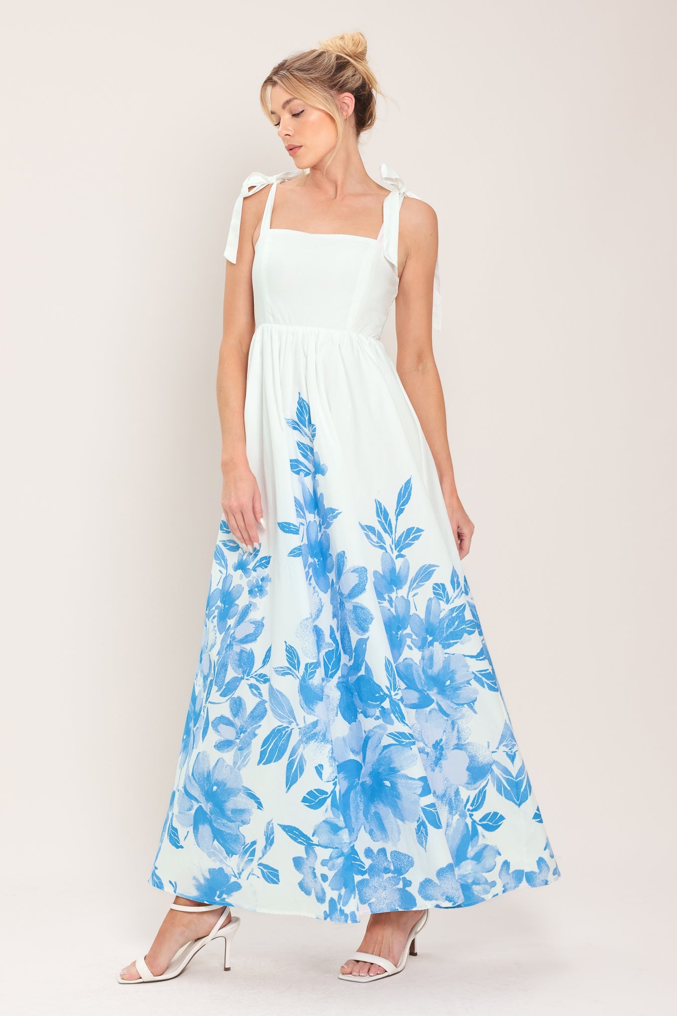 CLOUD BLOSSOM WOVEN MAXI DRESS - Glamourous Grace
