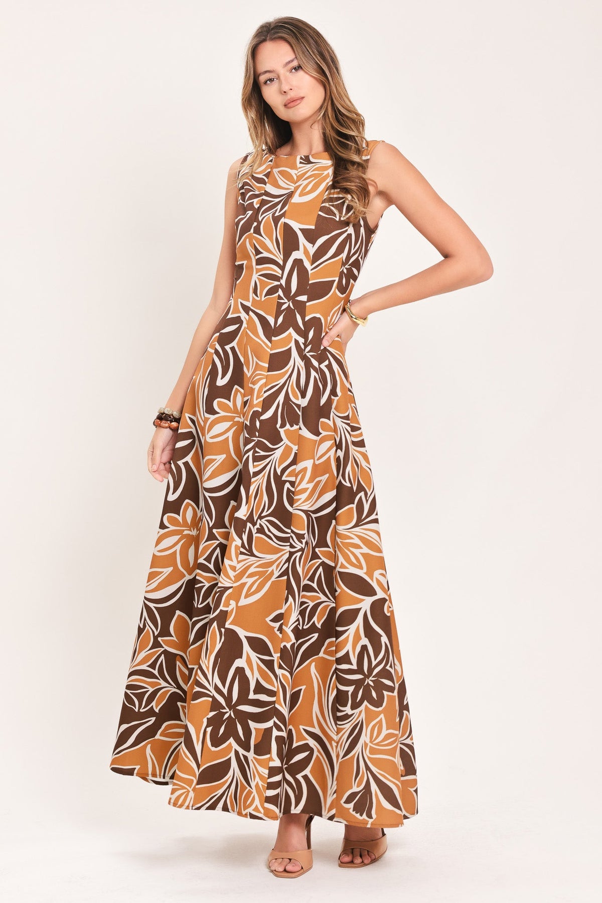 AMBER FLORAL MOTION WOVEN MAXI DRESS - Glamourous Grace