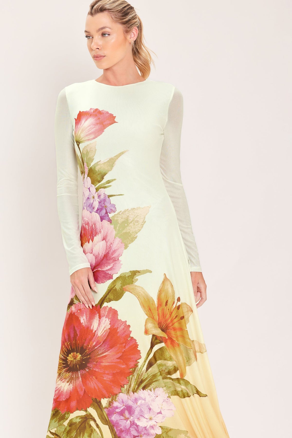 PASTEL BOTANIC SPLENDOR POWER MESH MAXI DRESS - Glamourous Grace