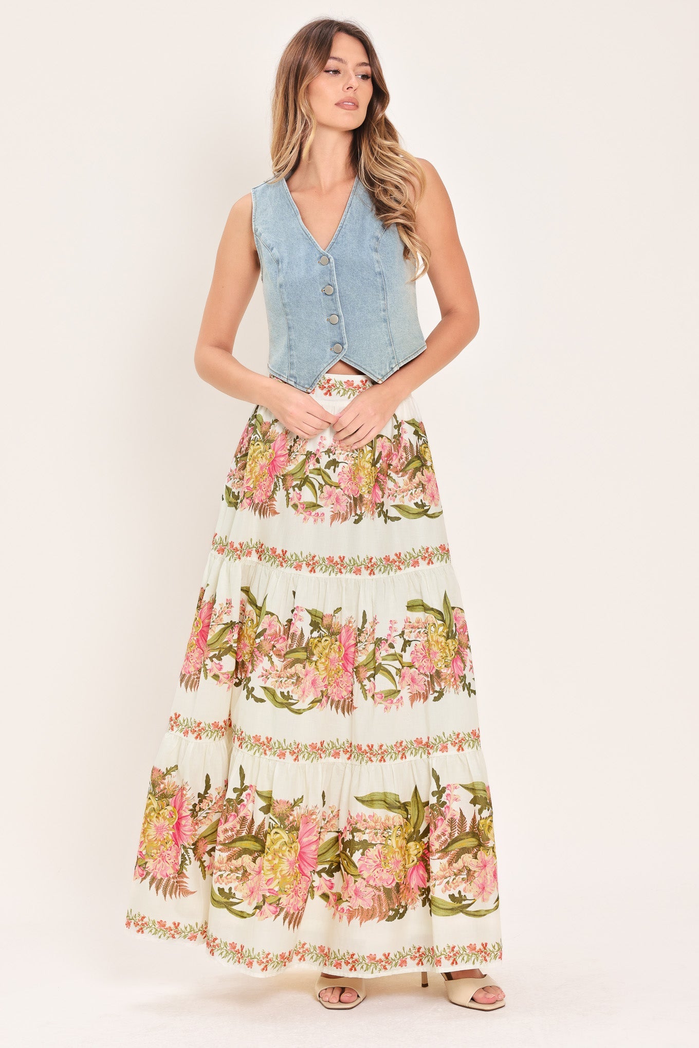 BOTANICAL ESCAPE WOVEN MAXI SKIRT - Glamourous Grace