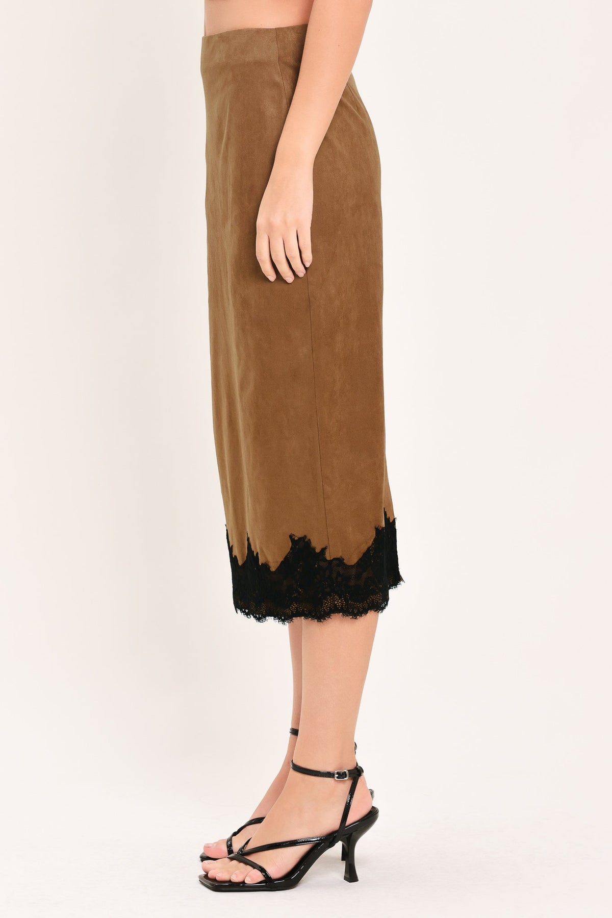 UMBER LACE AFTERGLOW FAUX SUEDE STRAIGHT SKIRT - Glamourous Grace