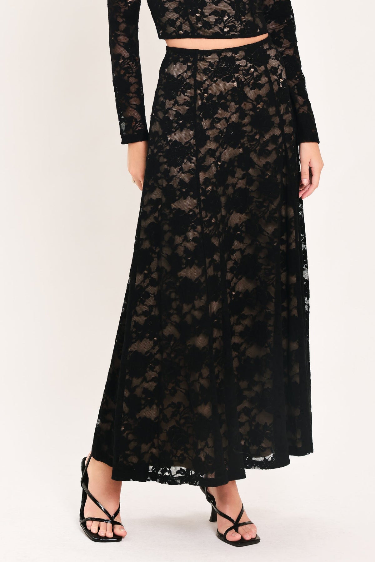 NOIR LACE MOONRISE WOVEN LACE CIRCLE SKIRT - Glamourous Grace