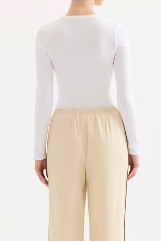Terrin Top White - Glamourous Grace