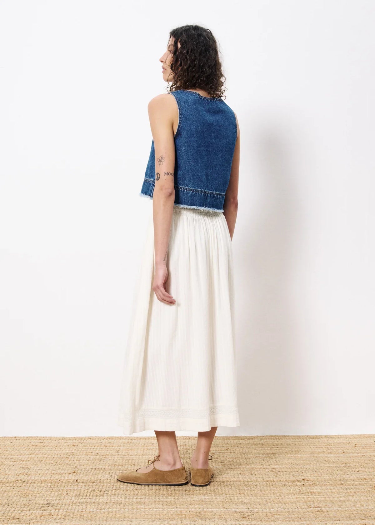 Akane Skirt | Creme - Glamourous Grace